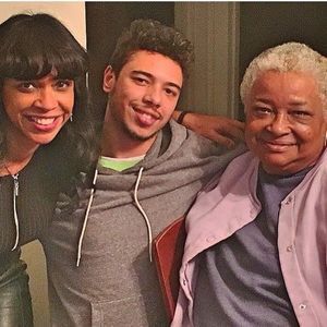 Meet your Posher, Jj